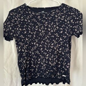 Hollister blue and white lettuce hem crop t shirt